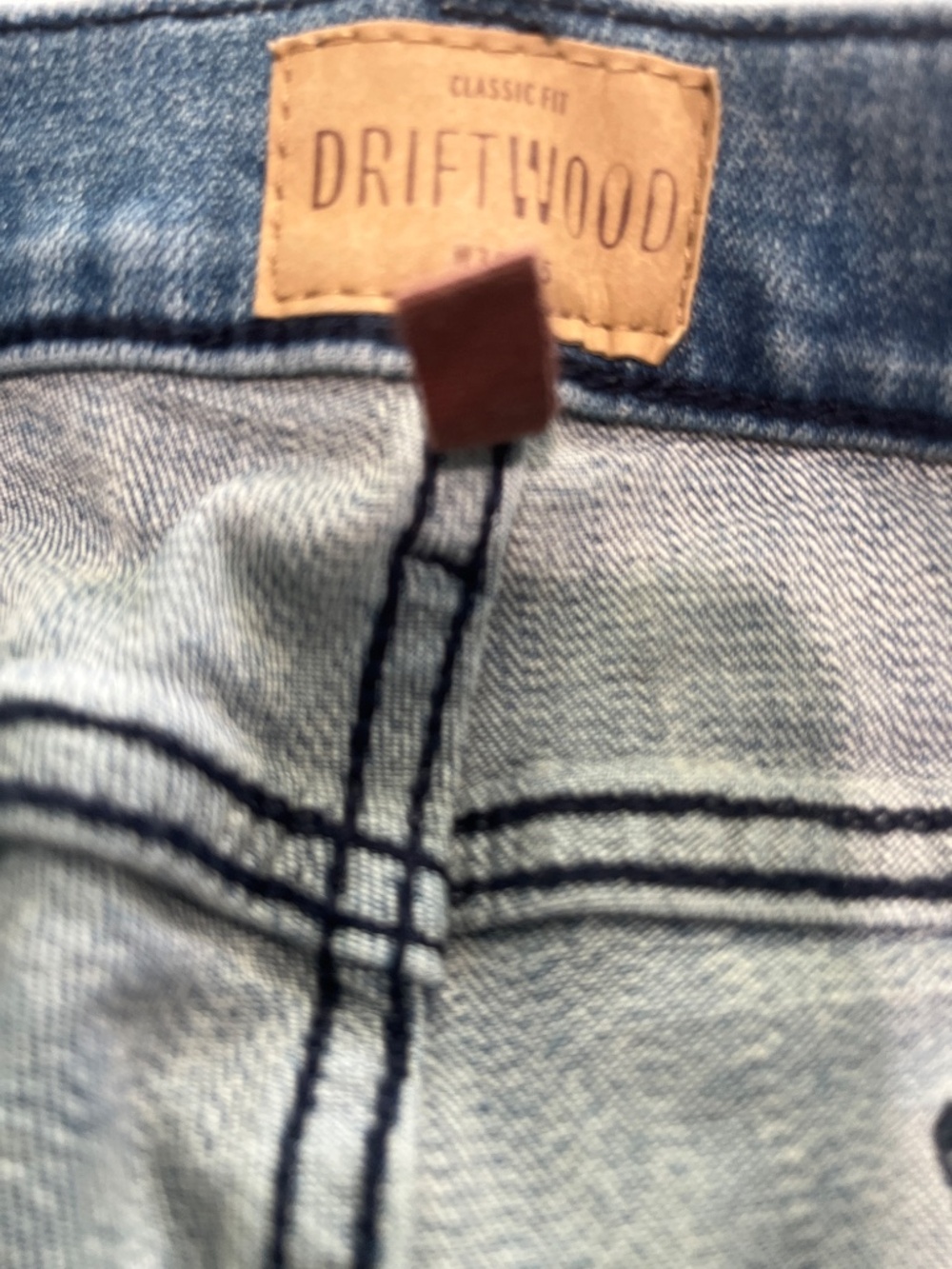 Driftwood Jackie crop jeans - Picture 2 of 4